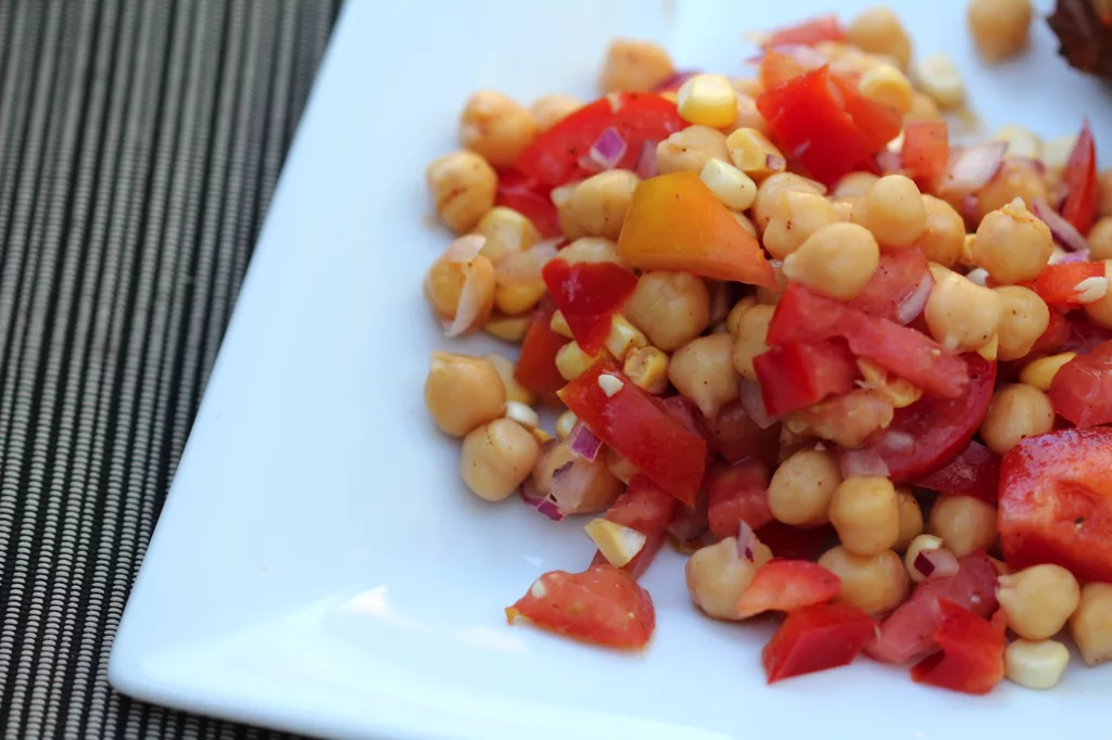 Tomato Salad with Chick Peas and Onions