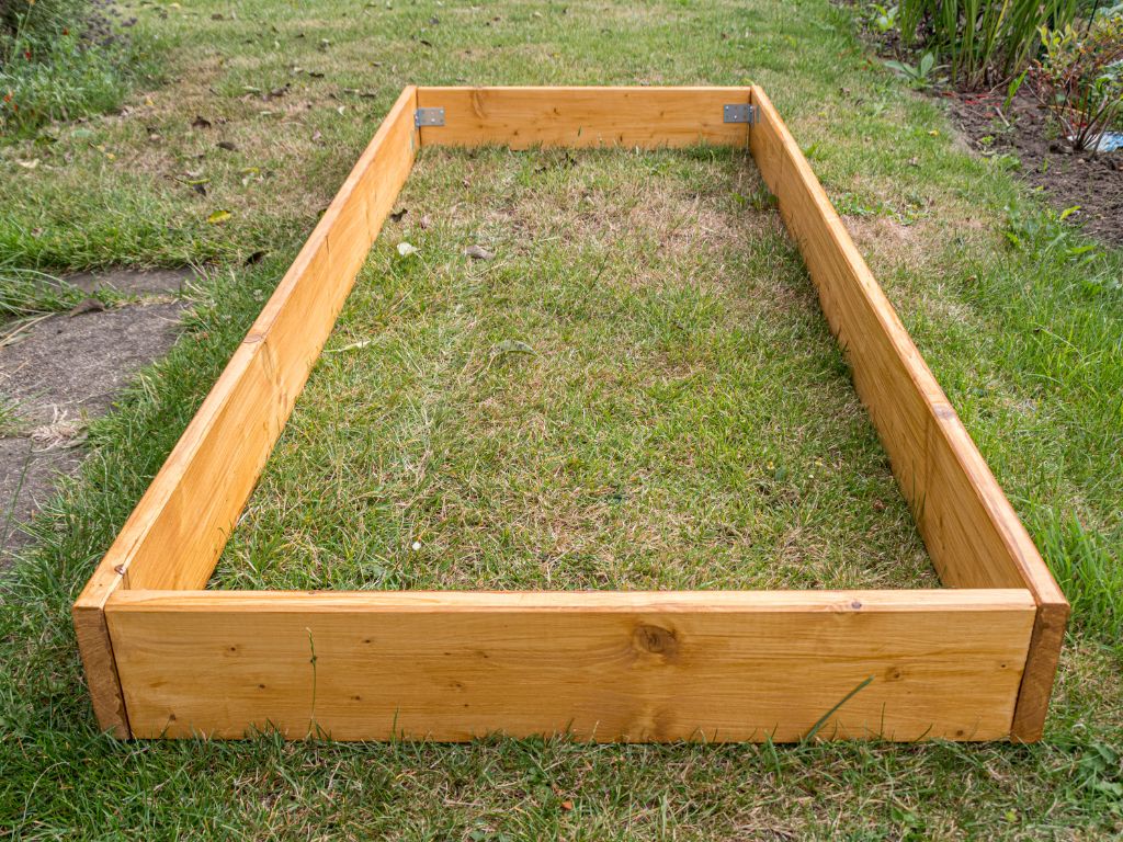 how to build raised gardens